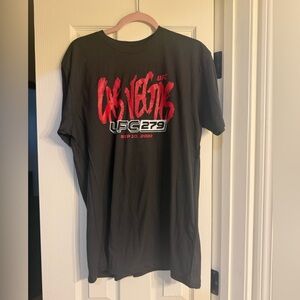UFC Las Vegas t shirt size L